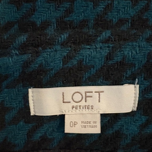 LOFT Teal and Black Houndstooth Skirt, Gap Sweater - Picture 4 of 5